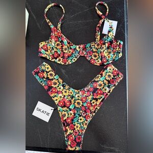 Skatie ‘Wildflower’ Bikini set in
